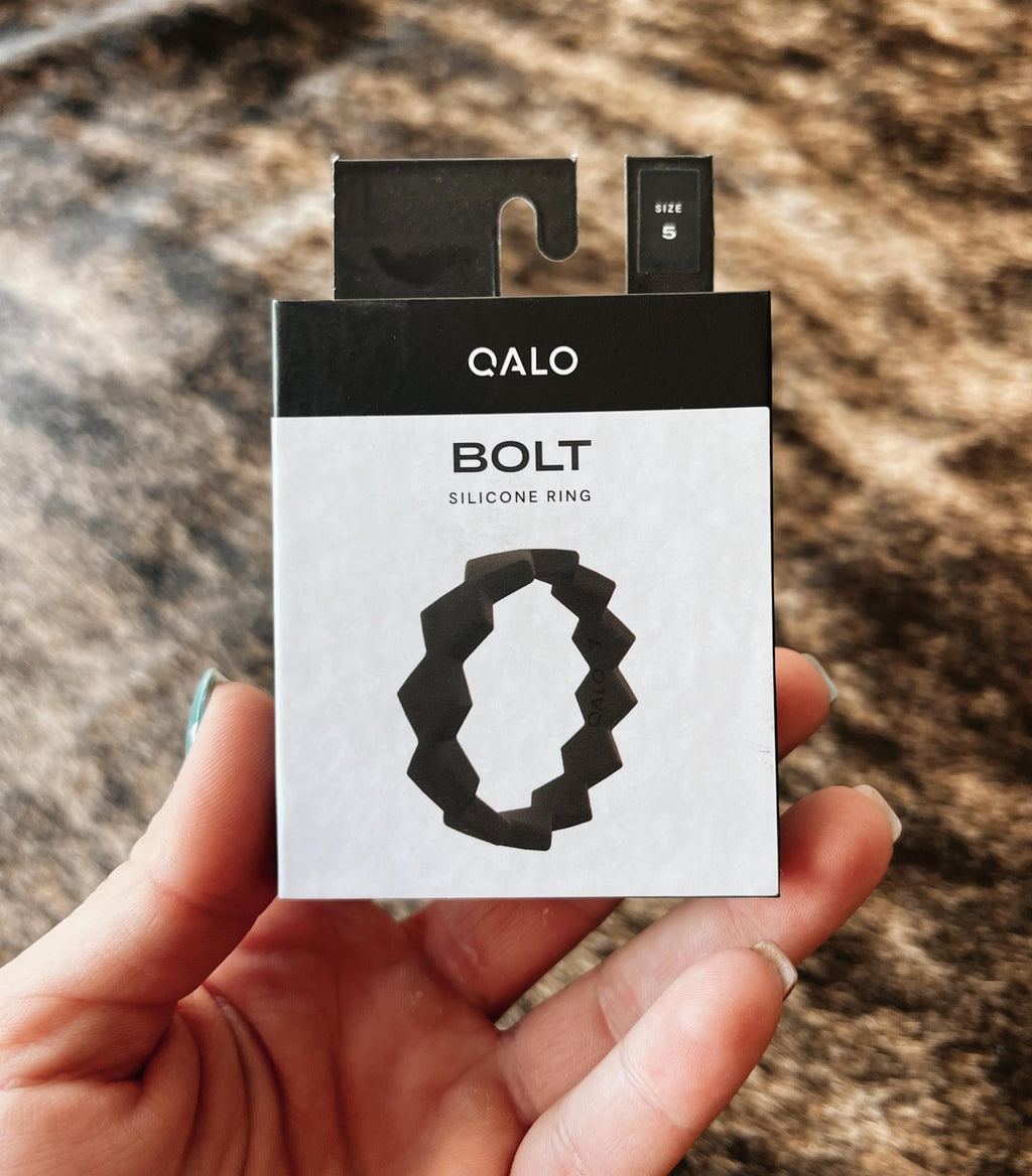 Qalo Bolt Ring